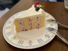 草莓糯米蛋糕-白熊咖啡(闽江大道店)