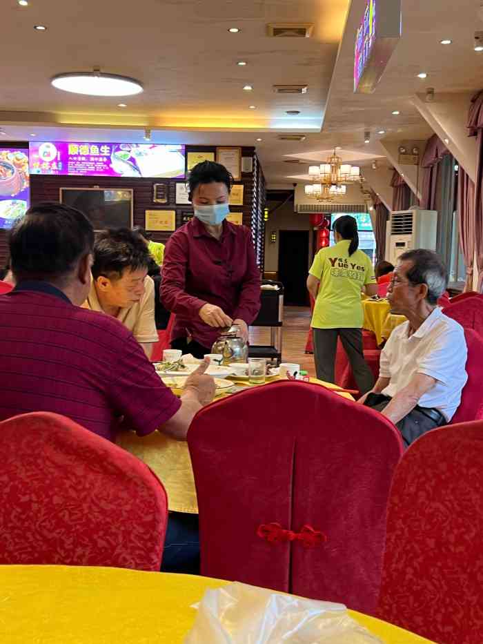 悦榕庄顺德菜(穗盐路店)-"煲佛跳墙好正!料够足,汤好甜.有半只鸡,.