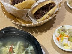-闫家驴肉老店(华电一校店)