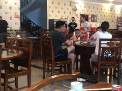 大堂-九尺赵老四鲜鹅肠火锅