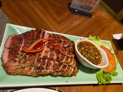 炭烧猪颈肉-mango tree芒果树泰国餐厅(青岛万象城店)
