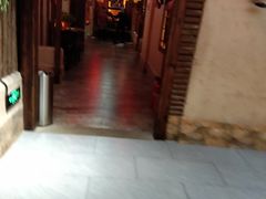 -关东大厨老三熏鹅(新石店)