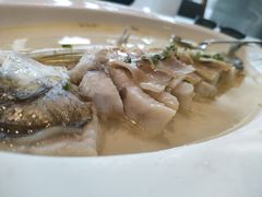 古法咸肉蒸太湖白鱼-鼎泰丰(渔阳店)