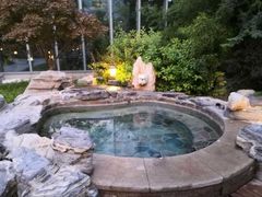 -中家鑫园温泉酒店鑫悦汤泉