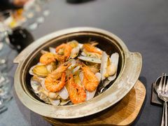 石锅原汁海鲜汇-鲁采LU STYLE(新天地店)