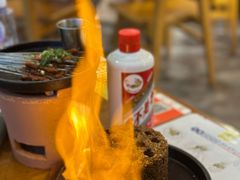 -包整·丝娃娃(一览甲秀楼风景店)