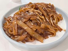 8.干炒牛河-荔粥记潮汕砂锅粥(太湖路店)