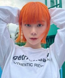 -环球蝶上美业连锁