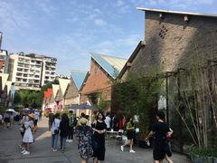 -黄桷坪涂鸦艺术街
