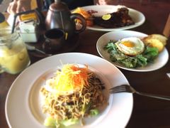 -Pundi Pundi Restaurant