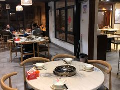 大堂-九道菜有鸡鱼头(石鼓路店)