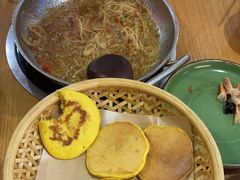 -吃饭皇帝大土家民族菜(正大广场店)