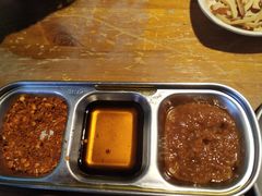 -舌尖上的石棉何雨露烧烤