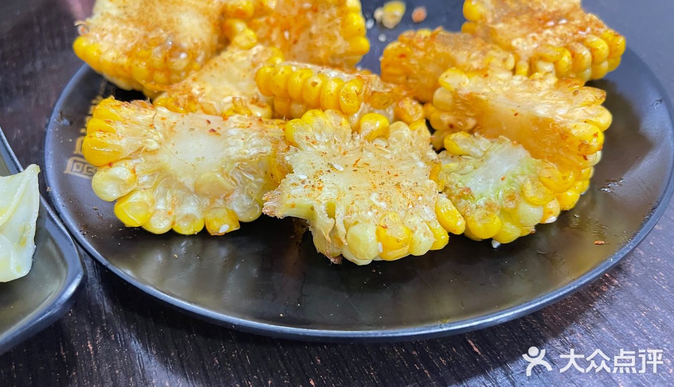 长沙爆汁什么香肠（忘记名字了）咬下去很有口感