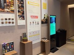 -灸春堂·艾灸·痛症·整脊连锁(之江银泰店)