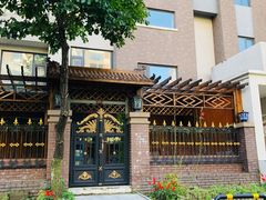 -保利·罗兰香谷