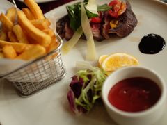 -WOLFGANG PUCK KITCHEN & BAR(迪士尼小镇店)