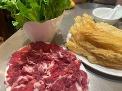 手切本地肥牛-胡须佬鸡煲四季火锅店(石厦西村直营店)
