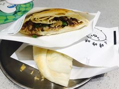 大满足卤肉咔饼-小豆海棠(嘉兴路店)