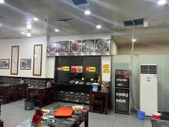-牛一嘴·兰州牛肉面·大盘鸡(财富中心店)