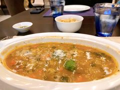 -卡佩罗意大利餐厅及酒吧Al Cappello Trattoria