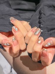 -好看加白色房子