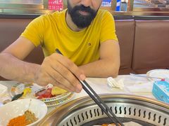 -鸿通城购物中心