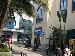 -观澜湖新城运动奥莱区