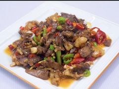 辣椒炒剔骨肉-红色湘菜馆(春风店)