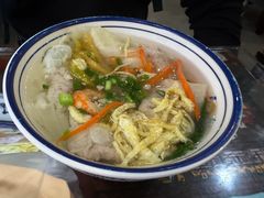 -长人馄饨铺(解放街店)