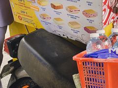 -詹爷爷乌节路街头冰淇淋