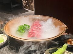 -三出山火锅(南京万象天地店)