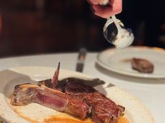 -Wolfgang’s Steakhouse 沃夫冈牛排馆(上海白玉兰广场店)