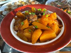 鲍鱼压土豆-良师门滨海人家·海鲜·家常菜(滨海城店)