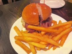 -瑞食酒馆 La Taverne Suisse