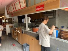 -李与白包子铺(桐梓林店)