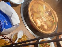 -蔡婶牛腩牛杂煲(长安万科店)