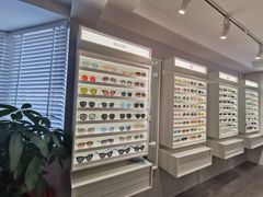 -目艮眼镜SHOWROOM(品牌集合店)
