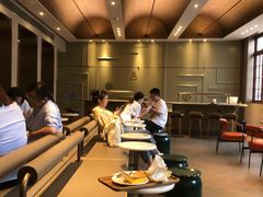 -星巴克臻选(上海今潮8弄店)