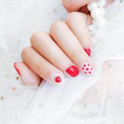-蜜丝卡伦美甲美睫半永久
