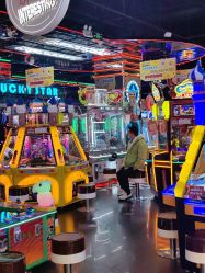 -LuckyStar幸运星家庭娱乐中心(南昌万象汇店)