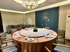 -粤盛海鲜平价店(洛溪食街店)