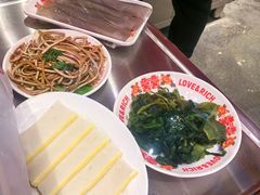 -大芊金重庆串串火锅(南京路店)