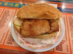 特大猪扒包-金华冰厅