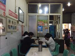 大堂-新繁牛肉豆花(都江堰店)