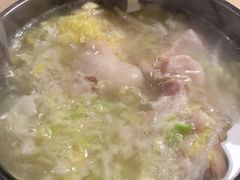 招牌猪爪砂锅-大佬李砂锅(钱江财富广场店)
