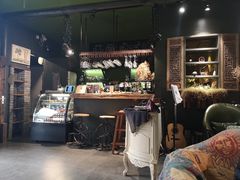 -出走咖啡·面包(宋庄店)