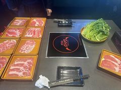 -牛武士寿喜烧·和牛火锅自助(全球首店)