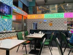 大堂-东鑫记港式茶餐厅(南京东路店)