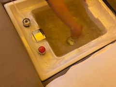 -金色印象·4K影院式足体养生(南滨印象店)